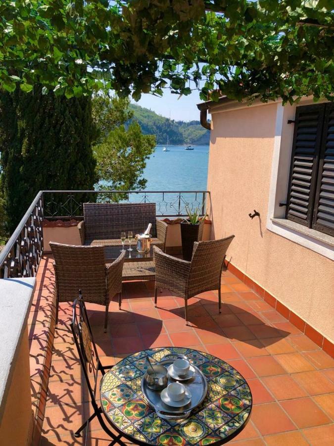 Apartment Boreas Strunjan Bagian luar foto